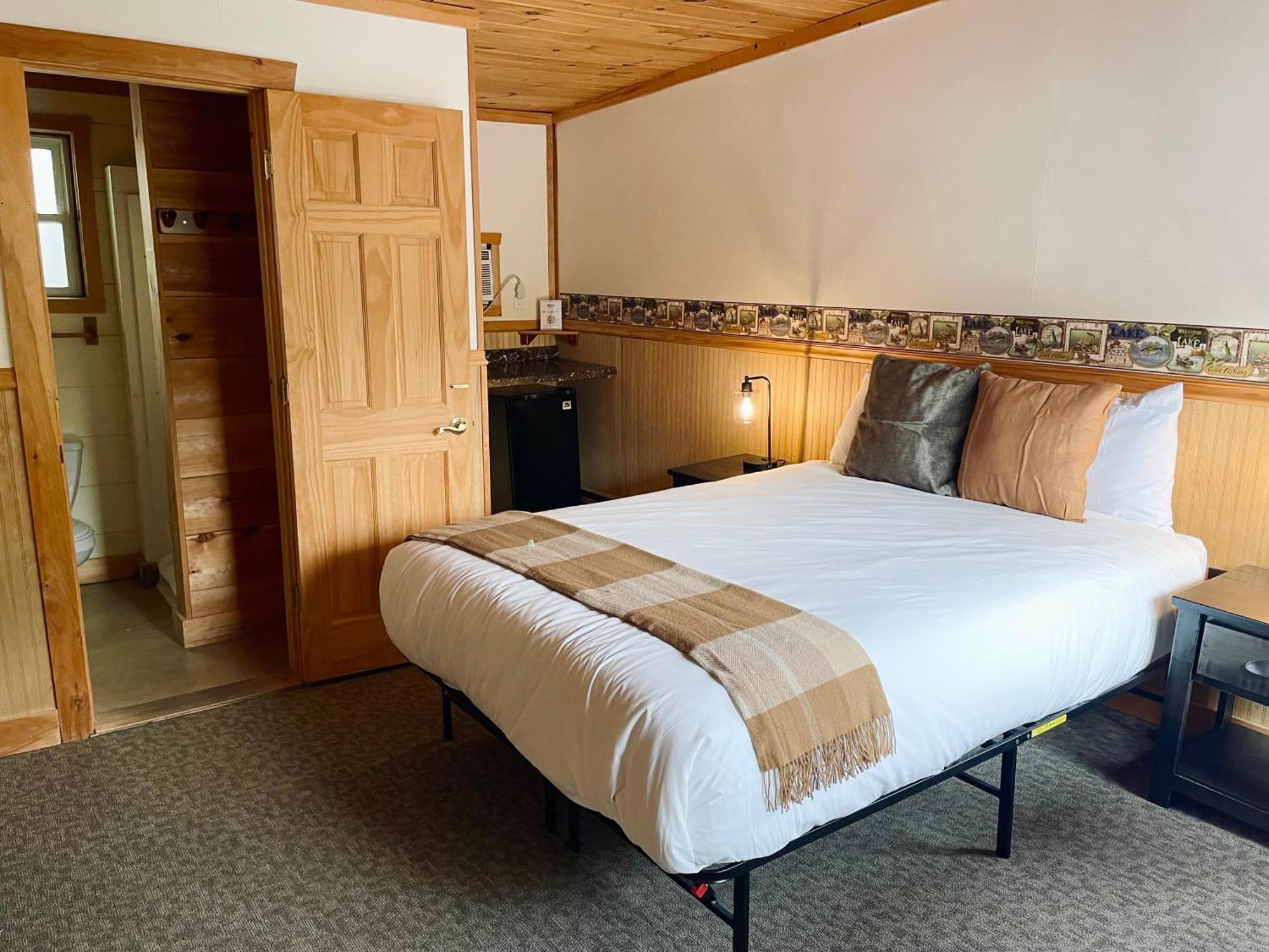 Waters Edge Lodge Lake George Eksteriør bilde